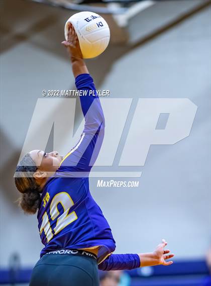 Thumbnail 3 in Jack Britt vs Triton (Jack Britt's 19th Annual Volleyball Jamboree)(scrimmage) photogallery.