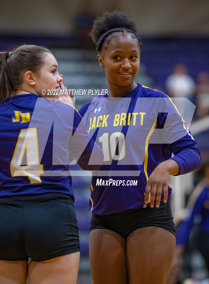 Thumbnail 2 in Jack Britt vs Triton (Jack Britt's 19th Annual Volleyball Jamboree)(scrimmage) photogallery.