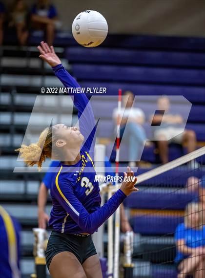Thumbnail 2 in Jack Britt vs Triton (Jack Britt's 19th Annual Volleyball Jamboree)(scrimmage) photogallery.