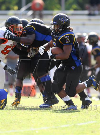 Thumbnail 2 in DuVal vs Wise photogallery.
