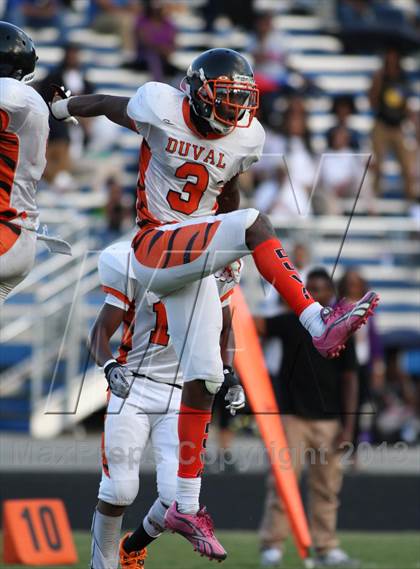 Thumbnail 3 in DuVal vs Wise photogallery.