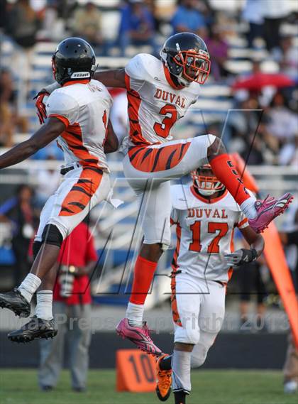 Thumbnail 2 in DuVal vs Wise photogallery.