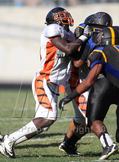 Thumbnail 1 in DuVal vs Wise photogallery.