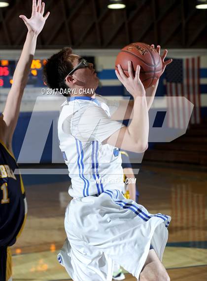 Thumbnail 3 in Alhambra vs San Marino photogallery.