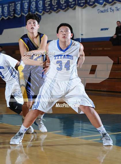 Thumbnail 3 in Alhambra vs San Marino photogallery.