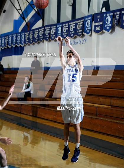 Thumbnail 2 in Alhambra vs San Marino photogallery.
