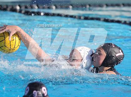 Thumbnail 3 in La Jolla vs. Torrey Pines (CIF State Qualifier) photogallery.