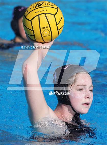 Thumbnail 2 in La Jolla vs. Torrey Pines (CIF State Qualifier) photogallery.