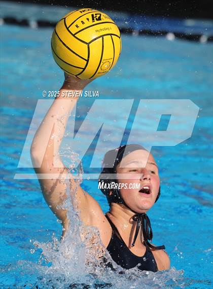 Thumbnail 3 in La Jolla vs. Torrey Pines (CIF State Qualifier) photogallery.