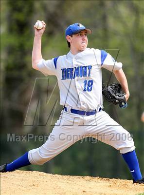 Thumbnail 2 in Edgemont vs. Tappan Zee (Nanuet Tournament) photogallery.