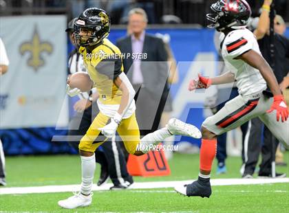 Thumbnail 3 in Many vs. Ferriday (LHSAA Class 2A Final)  photogallery.