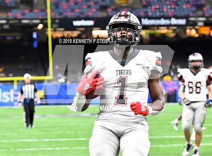 Thumbnail 2 in Many vs. Ferriday (LHSAA Class 2A Final)  photogallery.