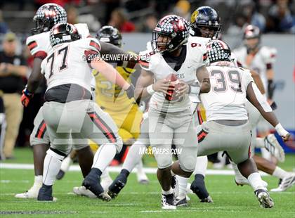 Thumbnail 3 in Many vs. Ferriday (LHSAA Class 2A Final)  photogallery.