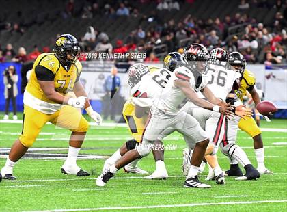 Thumbnail 1 in Many vs. Ferriday (LHSAA Class 2A Final)  photogallery.