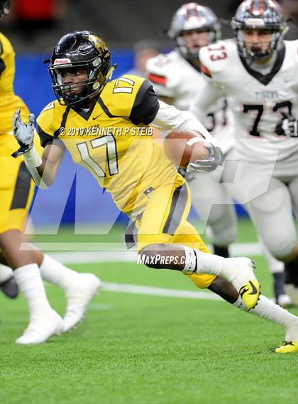 Thumbnail 3 in Many vs. Ferriday (LHSAA Class 2A Final)  photogallery.