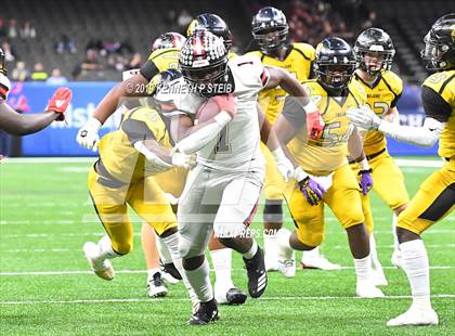 Thumbnail 3 in Many vs. Ferriday (LHSAA Class 2A Final)  photogallery.