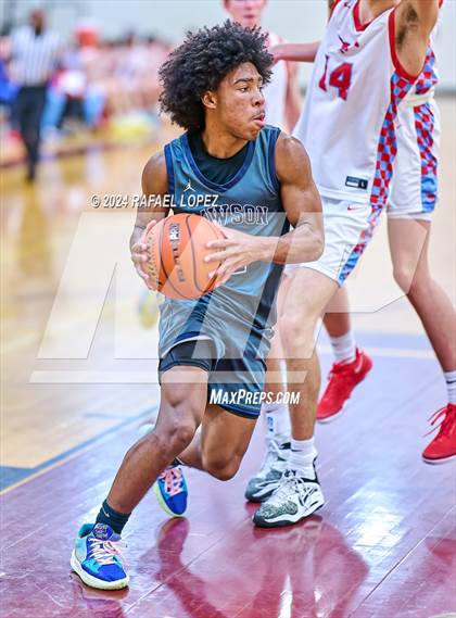 Thumbnail 1 in Dawson vs. Pearce (McDonald's Texas Invitational) photogallery.