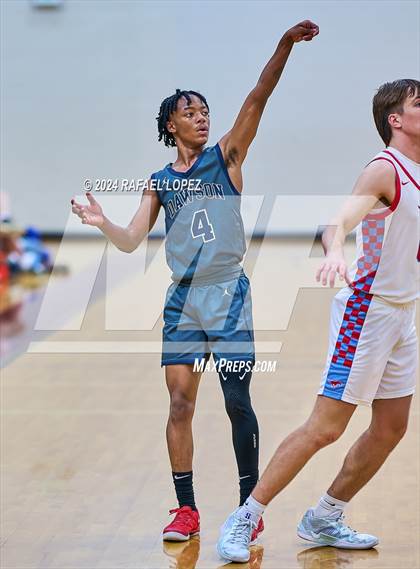 Thumbnail 1 in Dawson vs. Pearce (McDonald's Texas Invitational) photogallery.