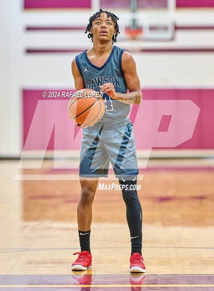 Thumbnail 3 in Dawson vs. Pearce (McDonald's Texas Invitational) photogallery.