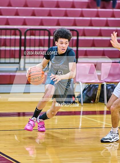 Thumbnail 2 in Dawson vs. Pearce (McDonald's Texas Invitational) photogallery.