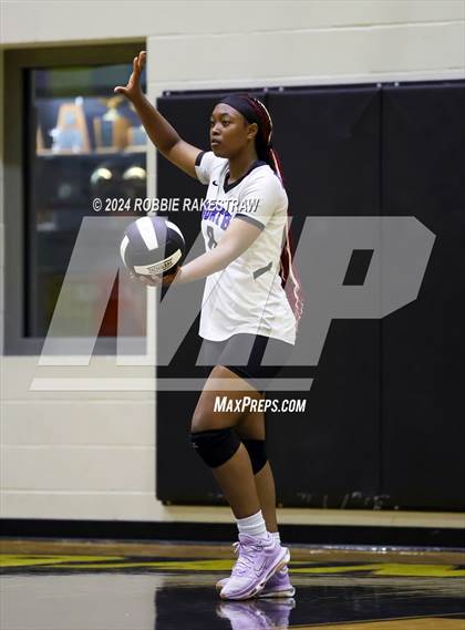 Thumbnail 1 in Crandall vs North Forney (Crandall Tournament) photogallery.
