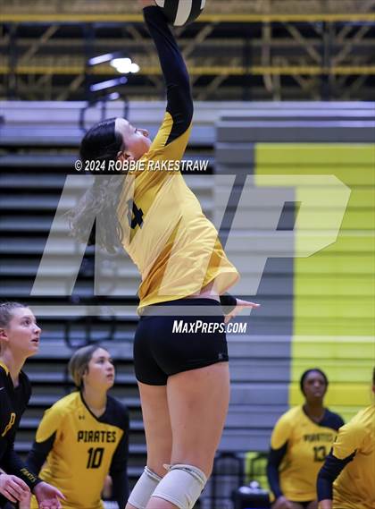 Thumbnail 2 in Crandall vs North Forney (Crandall Tournament) photogallery.