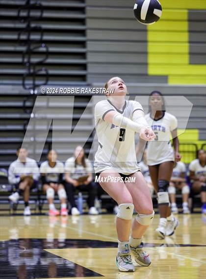 Thumbnail 3 in Crandall vs North Forney (Crandall Tournament) photogallery.