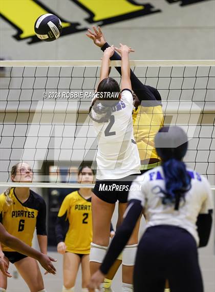 Thumbnail 3 in Crandall vs North Forney (Crandall Tournament) photogallery.