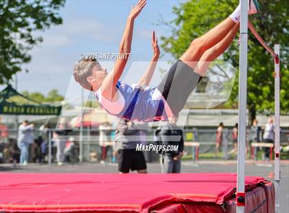 Thumbnail 3 in Bryan Bradley Viking Track Classic (High Jump) photogallery.