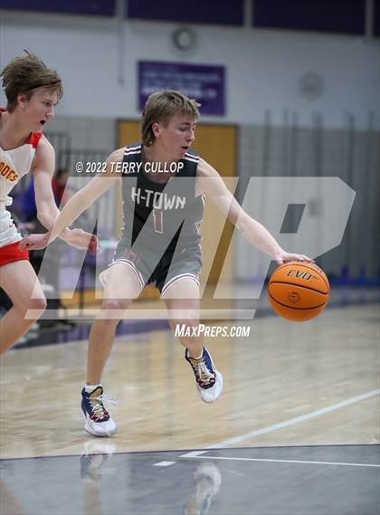Thumbnail 3 in Herriman vs. Judge Memorial (Riverton Holiday Tournament) photogallery.