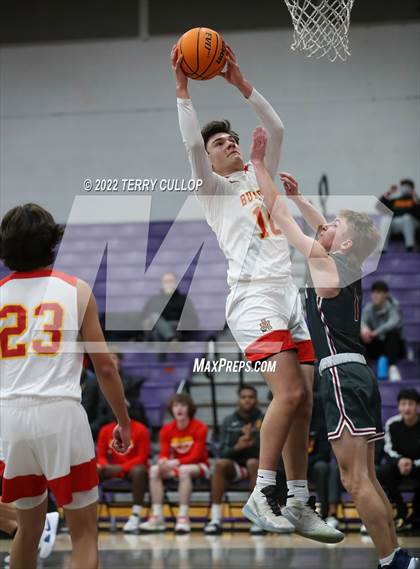 Thumbnail 1 in Herriman vs. Judge Memorial (Riverton Holiday Tournament) photogallery.