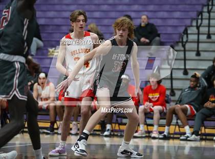 Thumbnail 3 in Herriman vs. Judge Memorial (Riverton Holiday Tournament) photogallery.
