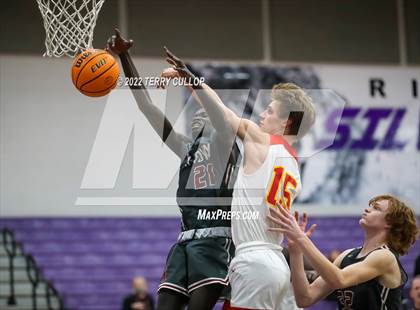 Thumbnail 3 in Herriman vs. Judge Memorial (Riverton Holiday Tournament) photogallery.