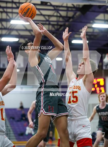 Thumbnail 2 in Herriman vs. Judge Memorial (Riverton Holiday Tournament) photogallery.