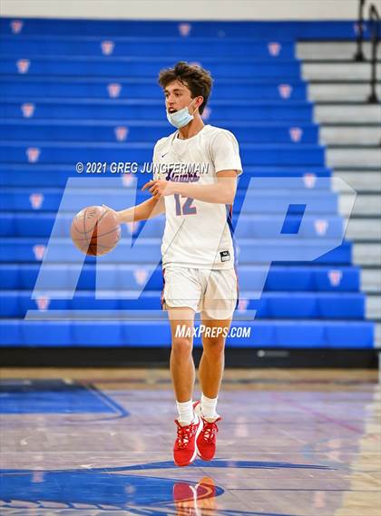 Thumbnail 1 in Miramonte @ Tamalpais photogallery.