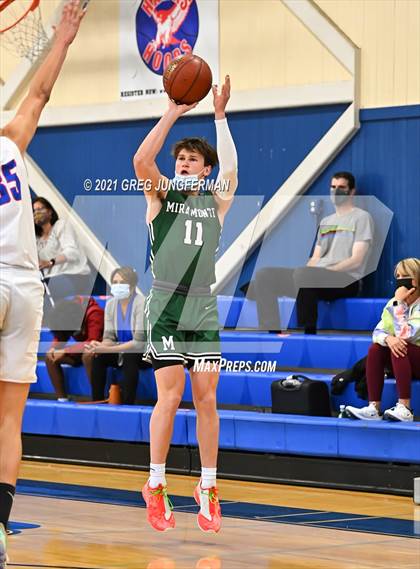 Thumbnail 2 in Miramonte @ Tamalpais photogallery.