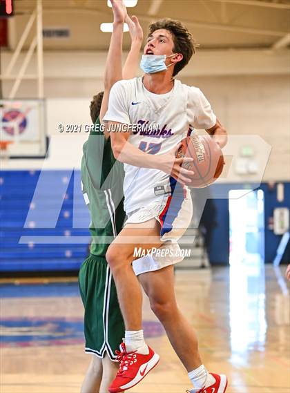 Thumbnail 3 in Miramonte @ Tamalpais photogallery.