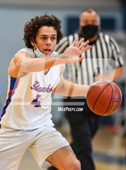 Thumbnail 1 in Miramonte @ Tamalpais photogallery.