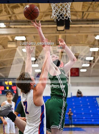 Thumbnail 2 in Miramonte @ Tamalpais photogallery.