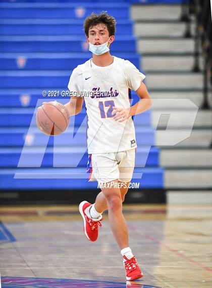Thumbnail 1 in Miramonte @ Tamalpais photogallery.