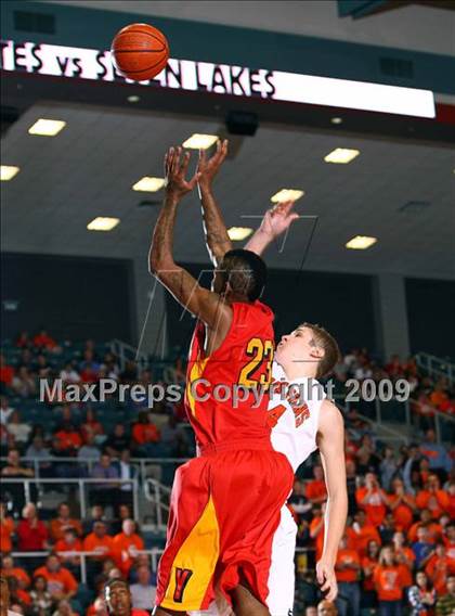 Thumbnail 3 in Yates vs. Seven Lakes photogallery.