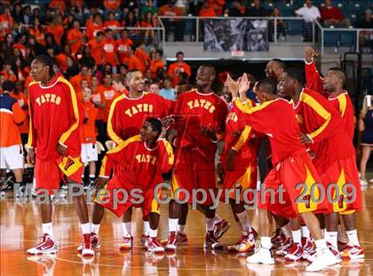 Thumbnail 2 in Yates vs. Seven Lakes photogallery.