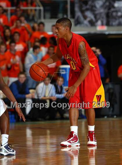Thumbnail 3 in Yates vs. Seven Lakes photogallery.