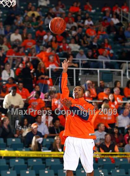 Thumbnail 3 in Yates vs. Seven Lakes photogallery.