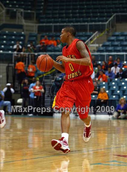 Thumbnail 1 in Yates vs. Seven Lakes photogallery.