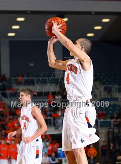 Thumbnail 1 in Yates vs. Seven Lakes photogallery.