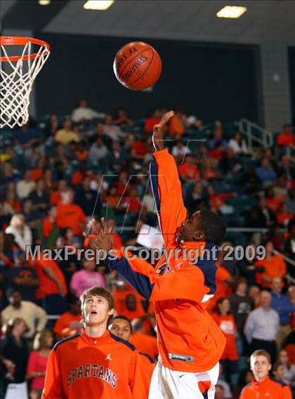 Thumbnail 1 in Yates vs. Seven Lakes photogallery.