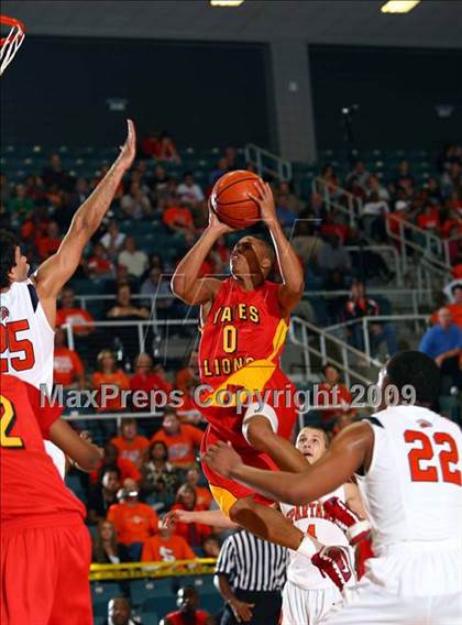 Thumbnail 3 in Yates vs. Seven Lakes photogallery.