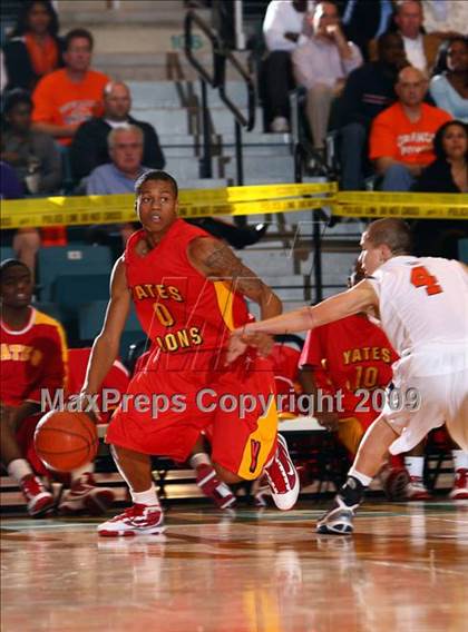 Thumbnail 2 in Yates vs. Seven Lakes photogallery.