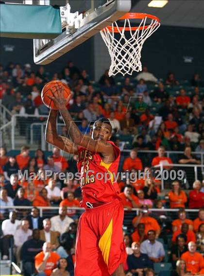 Thumbnail 1 in Yates vs. Seven Lakes photogallery.